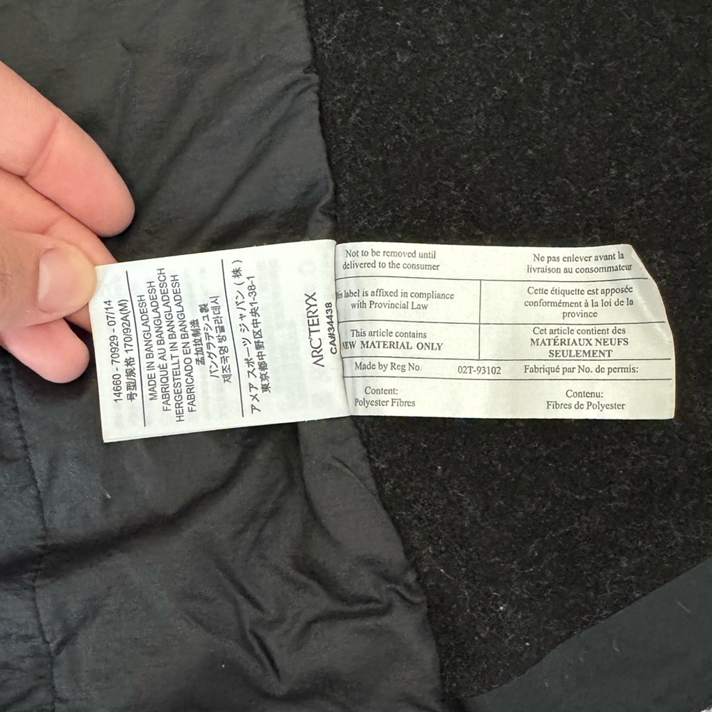 Arc’teryx women’s hoodie jacket - Picture 3 of 5